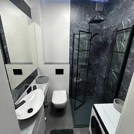 Eros Gdynia, Srodmiescie Gdynia